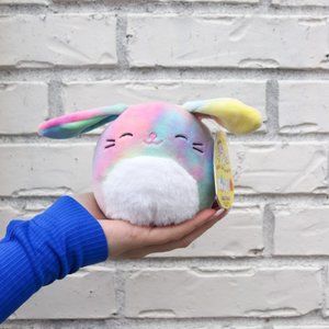 CANDY THE BUNNY 4.5 SQUISHMALLOW NWT